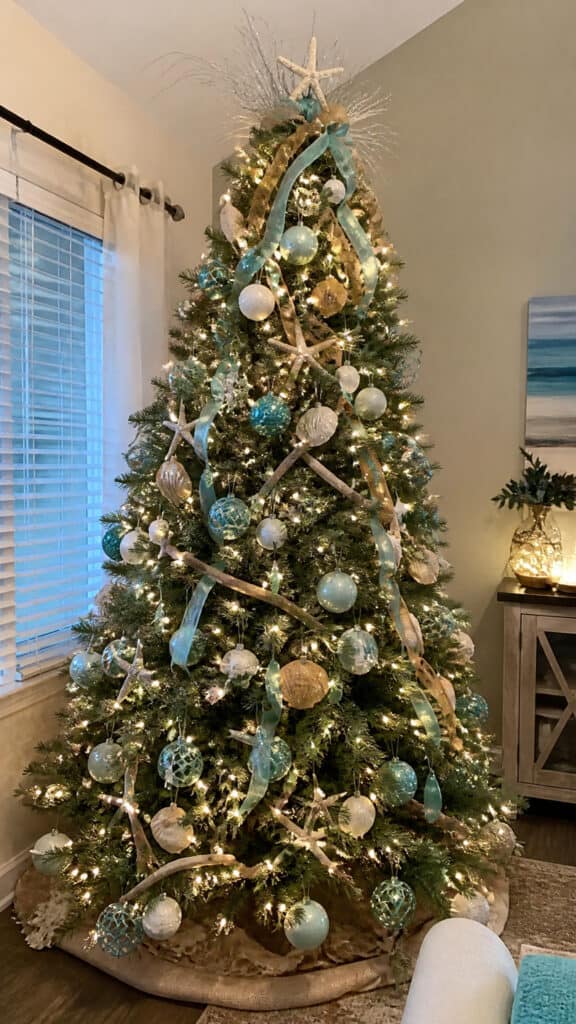 Full-Sized Beach Glass Christmas Tree Decorating Ideas